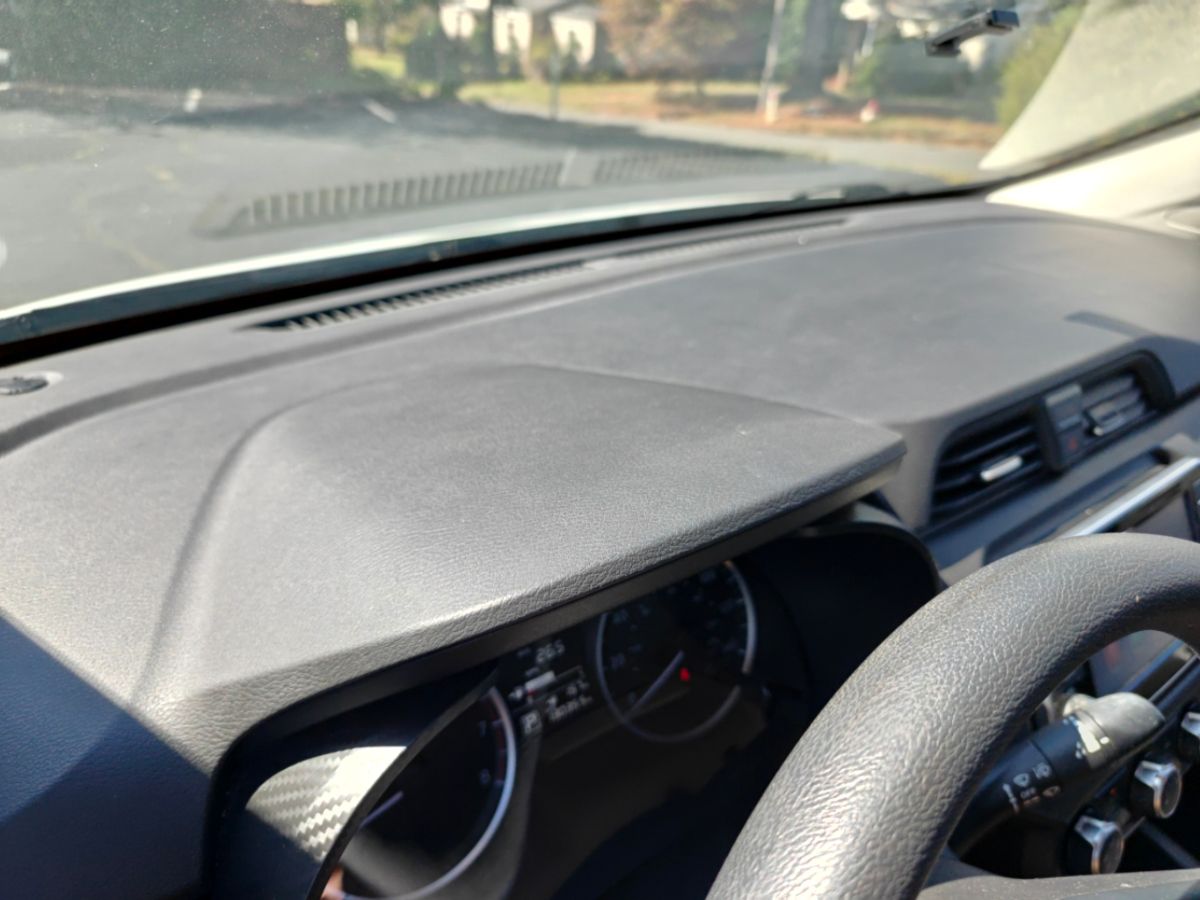 Photo 22 of this Nissan Versa