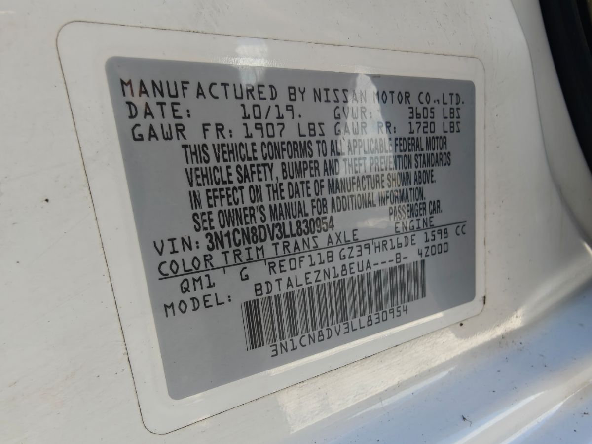 Photo 39 of this Nissan Versa