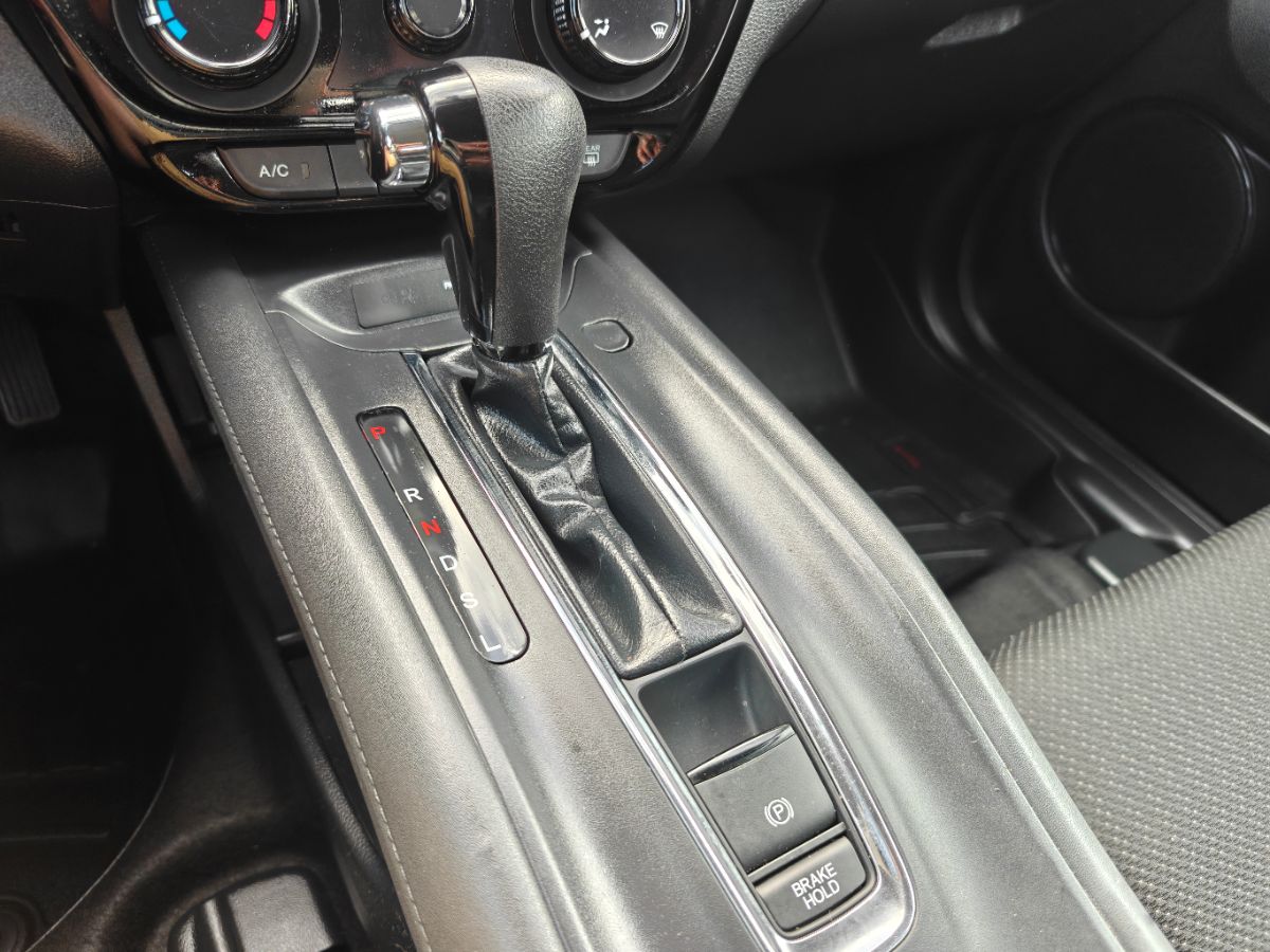 Photo 20 of this Honda HR-V