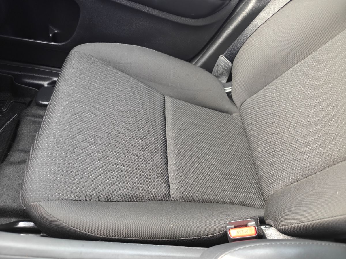 Photo 24 of this Honda HR-V