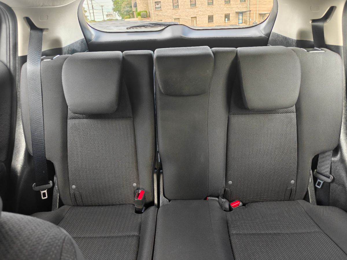 Photo 30 of this Honda HR-V