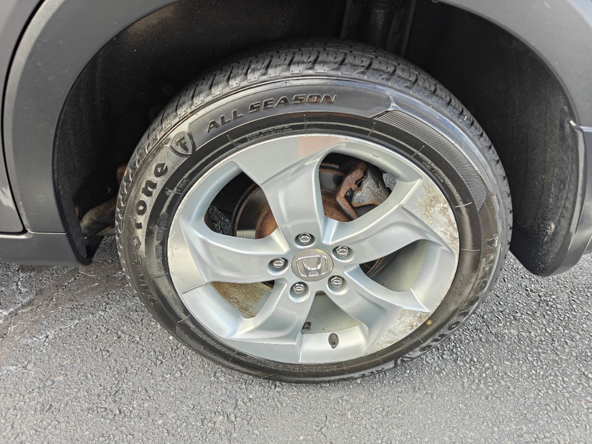 Photo 36 of this Honda HR-V
