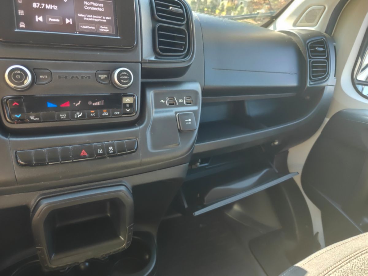 Photo 19 of this Ram ProMaster Cargo Van