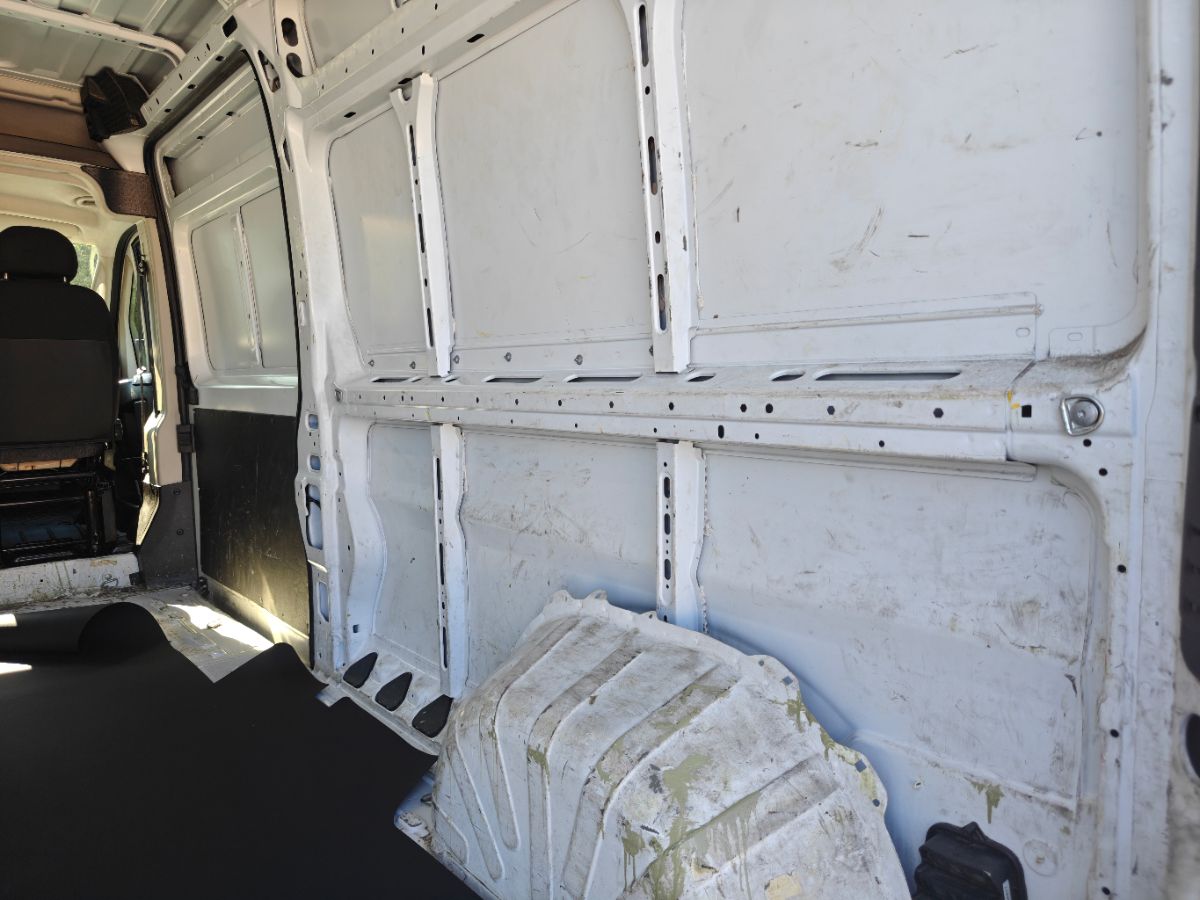 Photo 30 of this Ram ProMaster Cargo Van