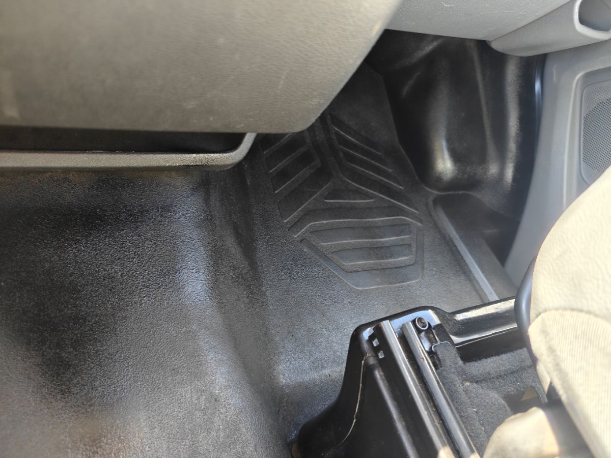 Photo 23 of this Ford Transit Van