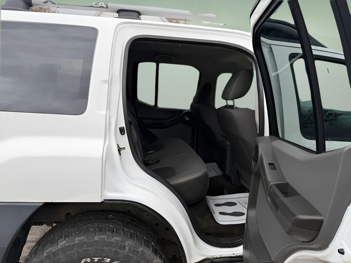 2014 Nissan Xterra S - Photo 8