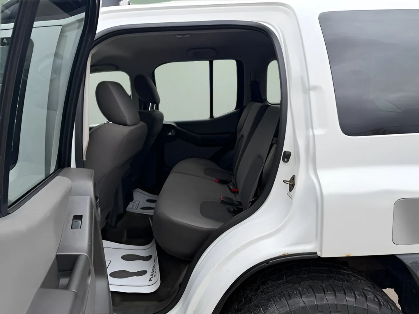 2014 Nissan Xterra S - Photo 10