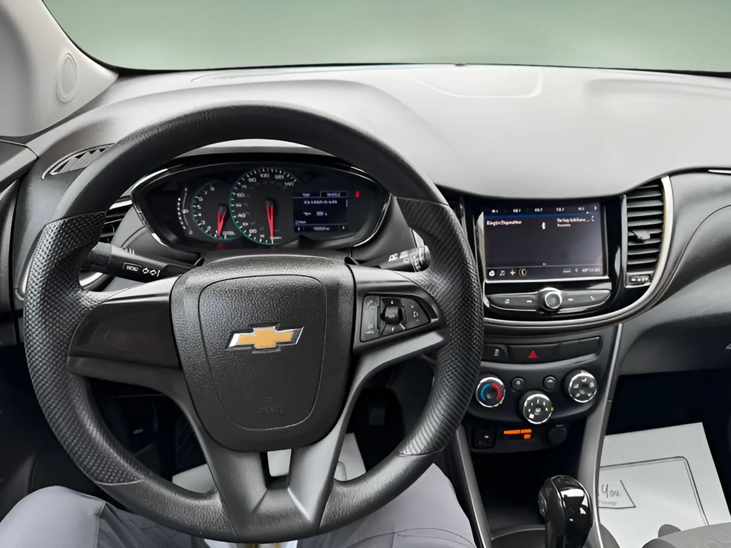 2020 Chevrolet Trax LS - Photo 17