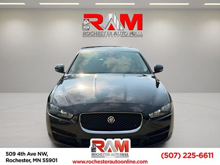 2017 Jaguar XE 25t
