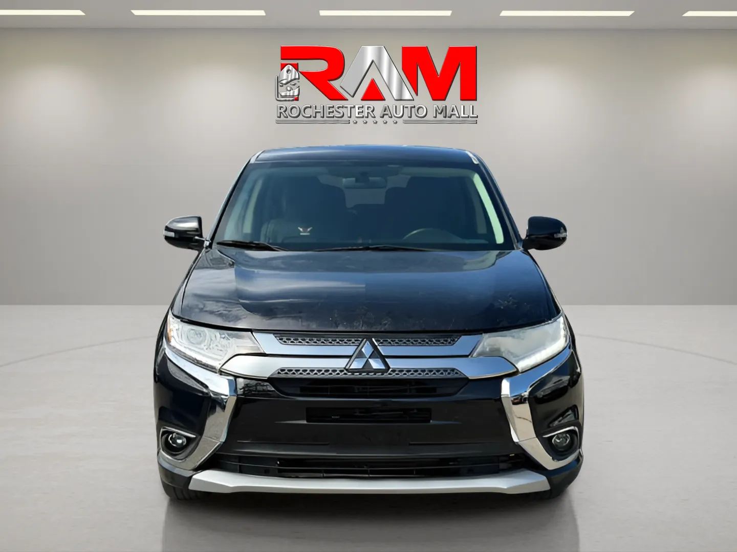 Mitsubishi Outlander photo 3