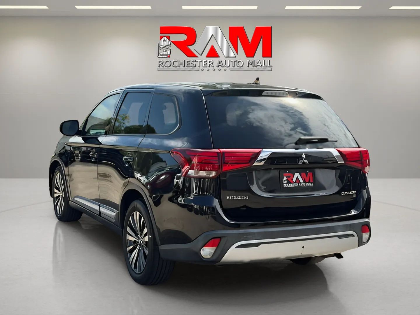 Mitsubishi Outlander photo 5