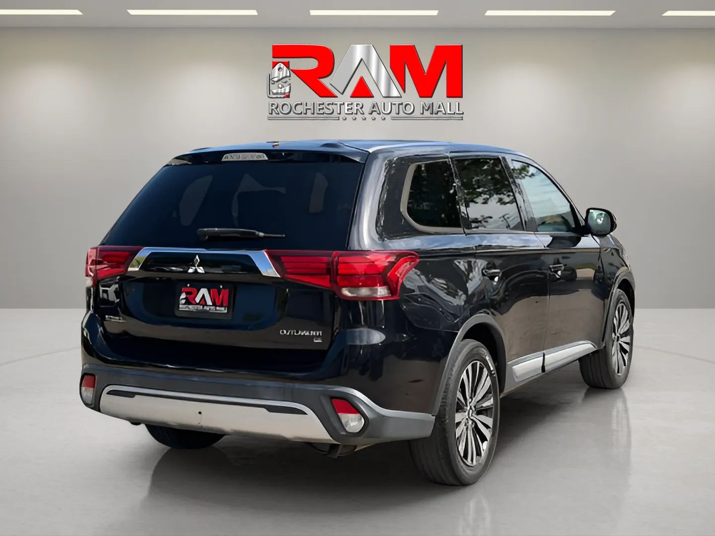 Mitsubishi Outlander photo 6