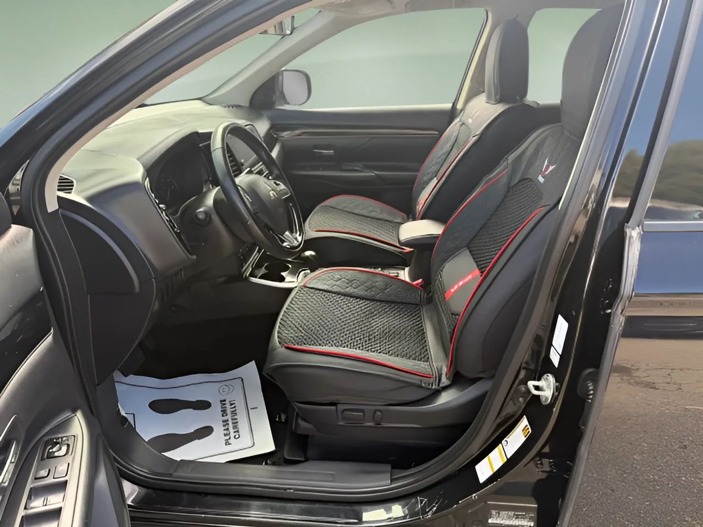 Mitsubishi Outlander photo 8