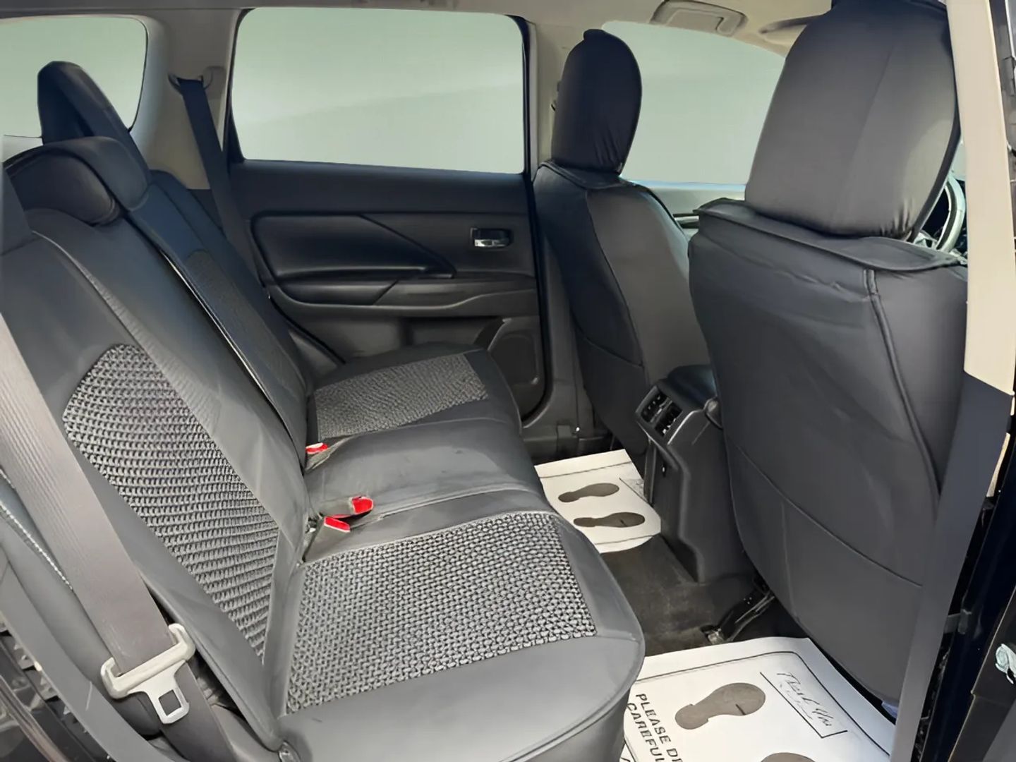 Mitsubishi Outlander photo 12