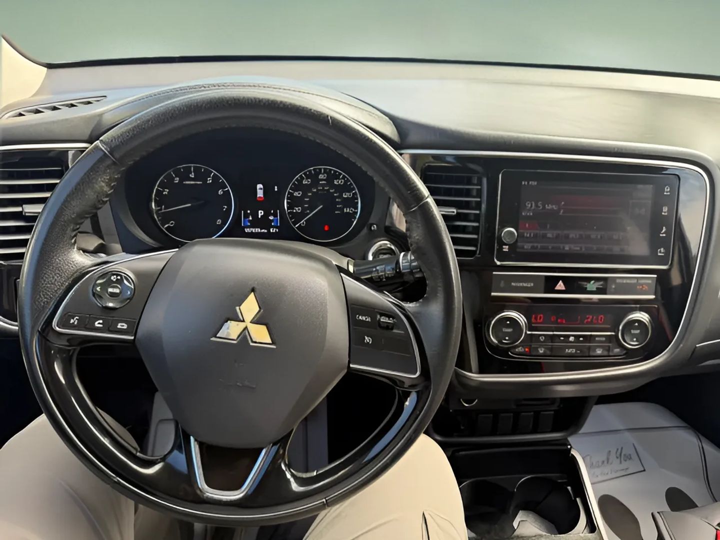 Mitsubishi Outlander photo 18
