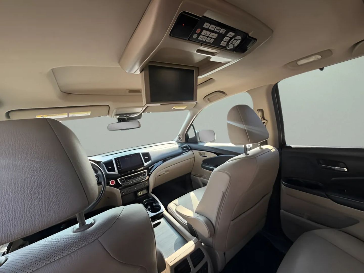 Honda Pilot photo 12