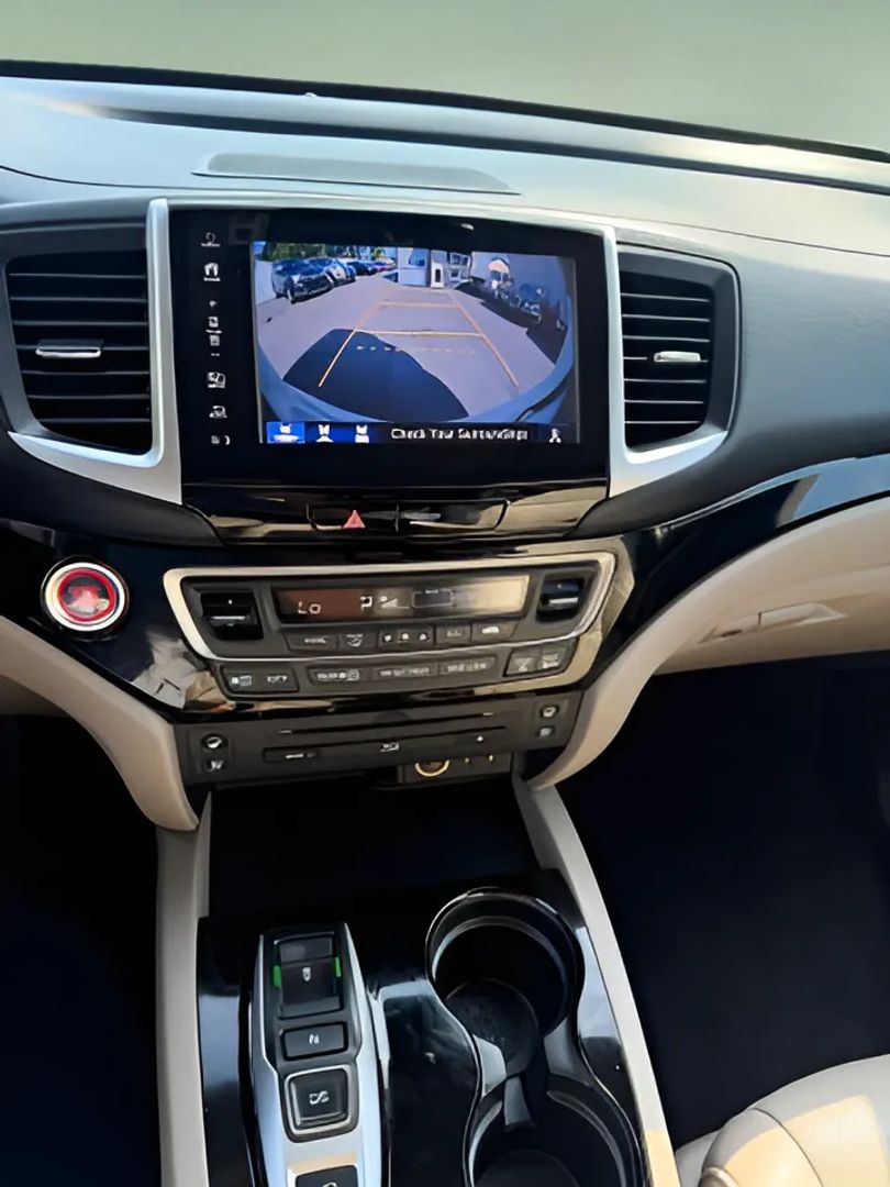 Honda Pilot photo 18