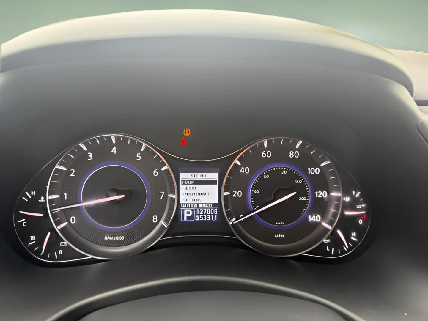 Infiniti QX56 photo 17