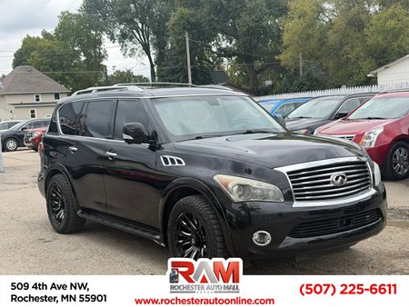 2012 INFINITI QX56 7-passenger
