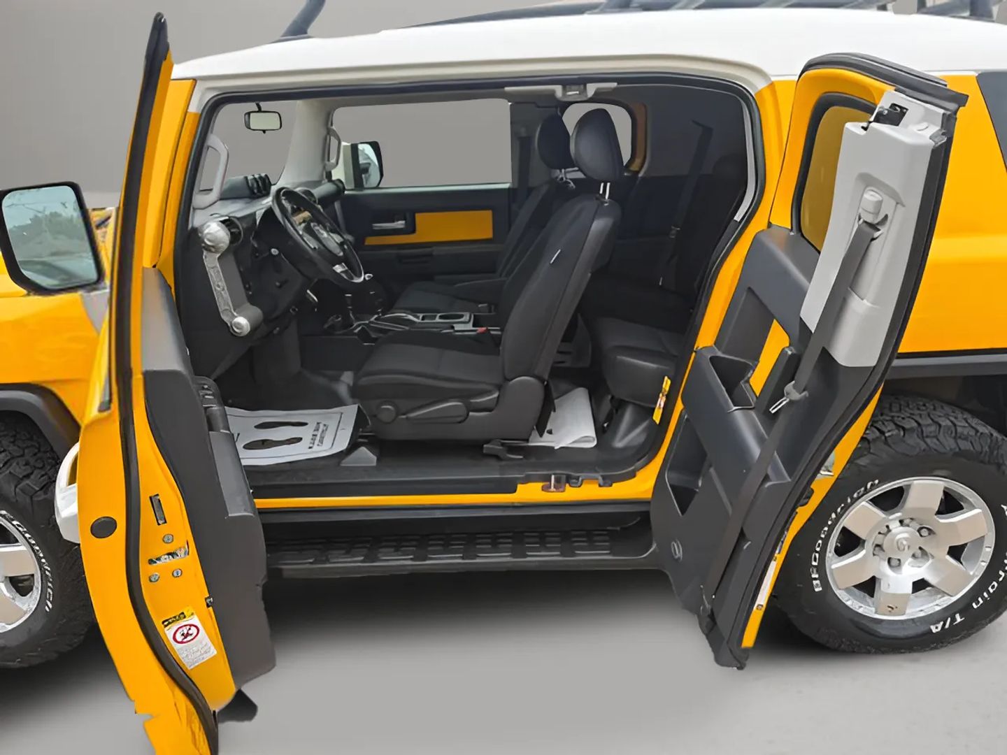 Toyota FJ Cruiser photo 9