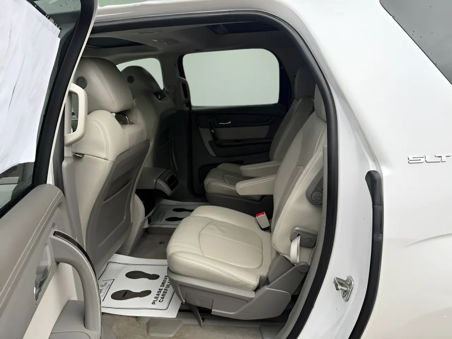 GMC Acadia photo 10