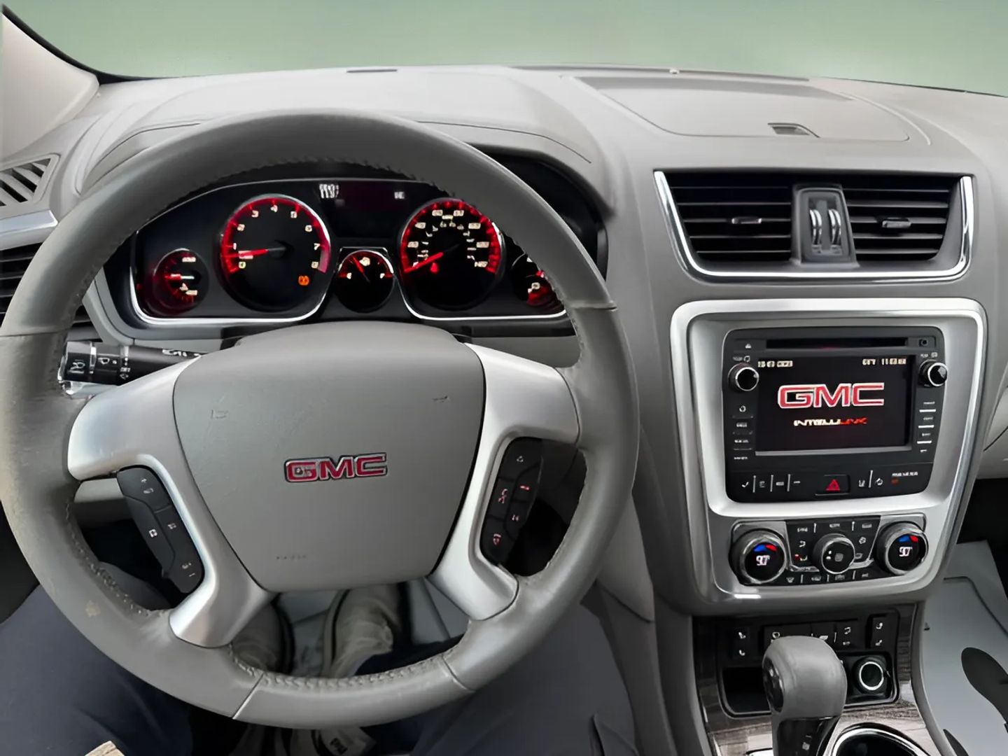 GMC Acadia photo 19