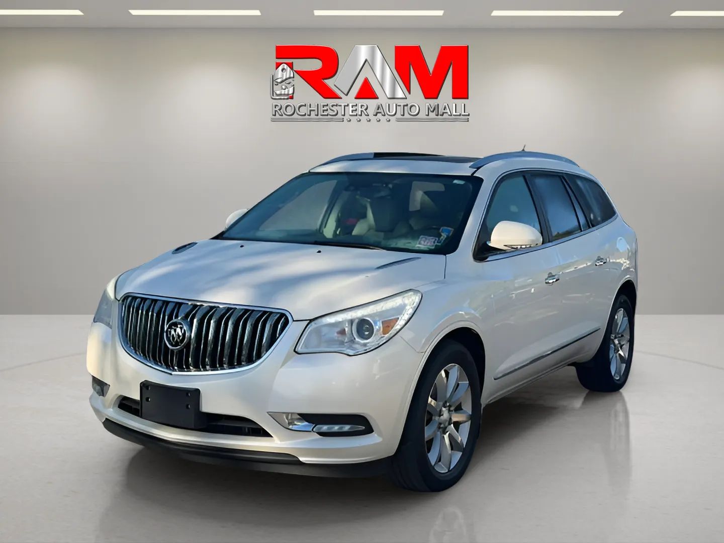 Buick Enclave photo 3