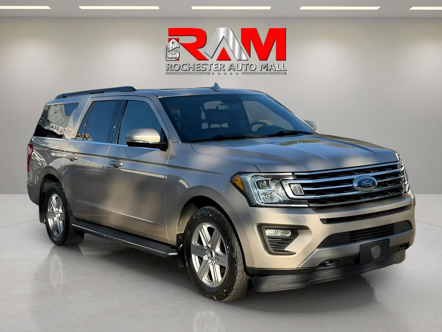 Ford Expedition MAX photo 3