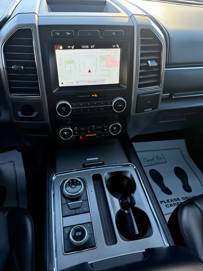 Ford Expedition MAX photo 16