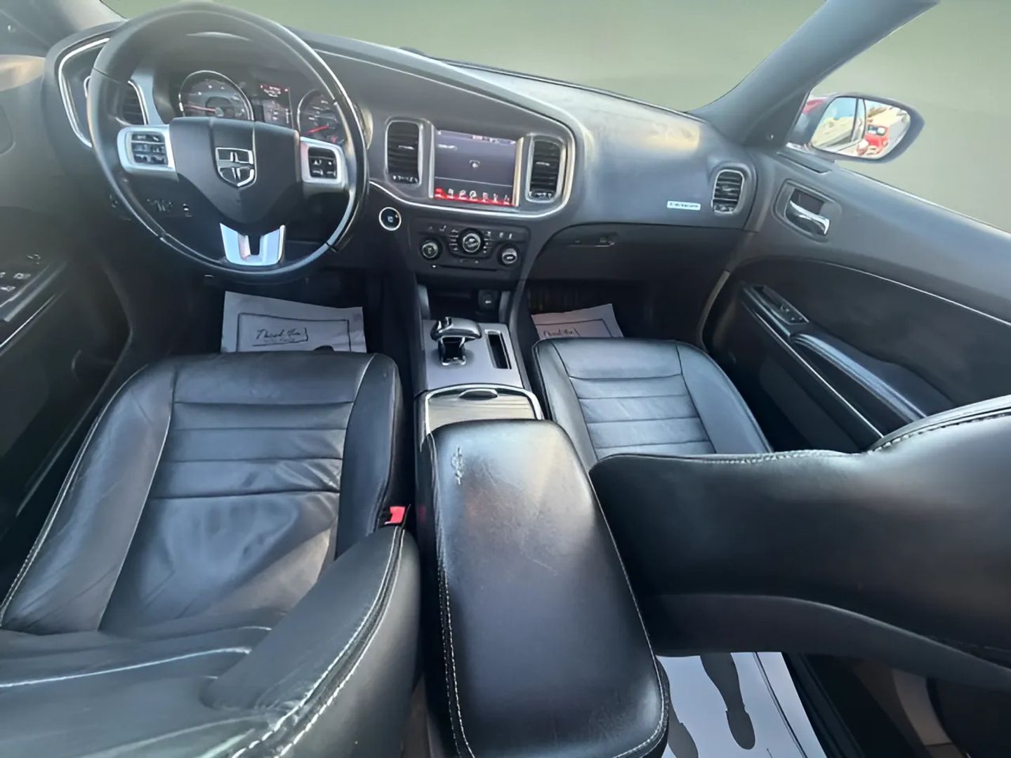 Dodge Charger photo 11