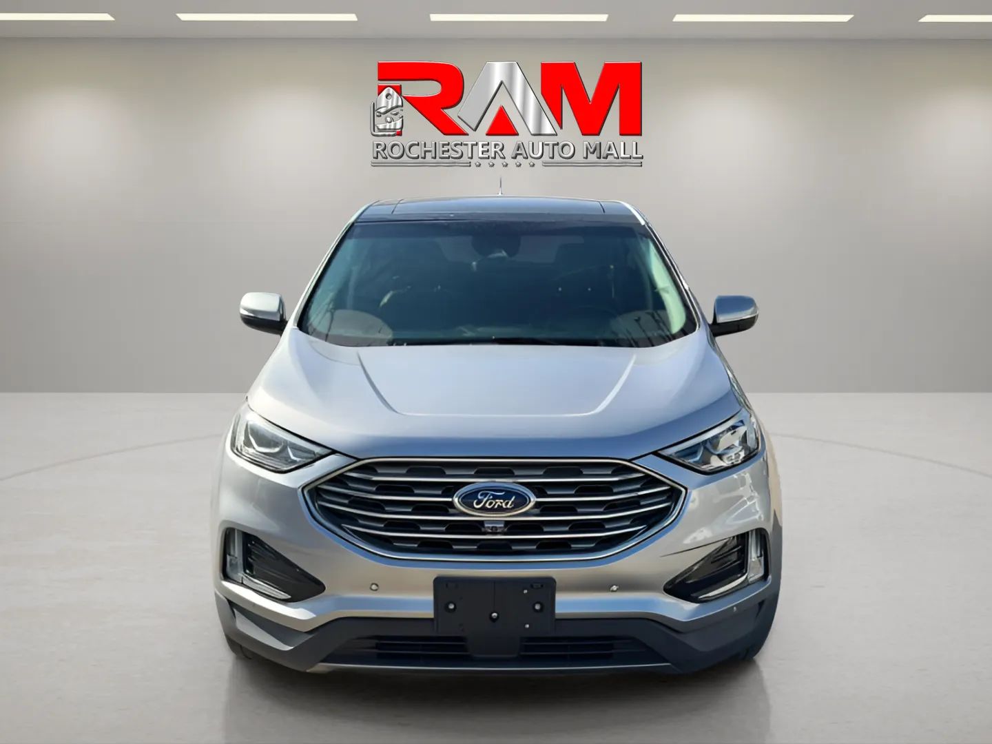 Ford Edge photo 2