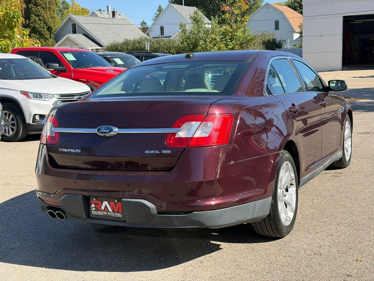 Ford Taurus photo 5