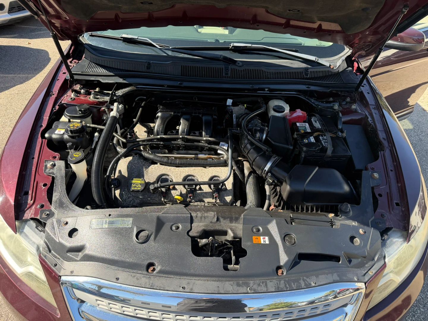 Ford Taurus photo 14
