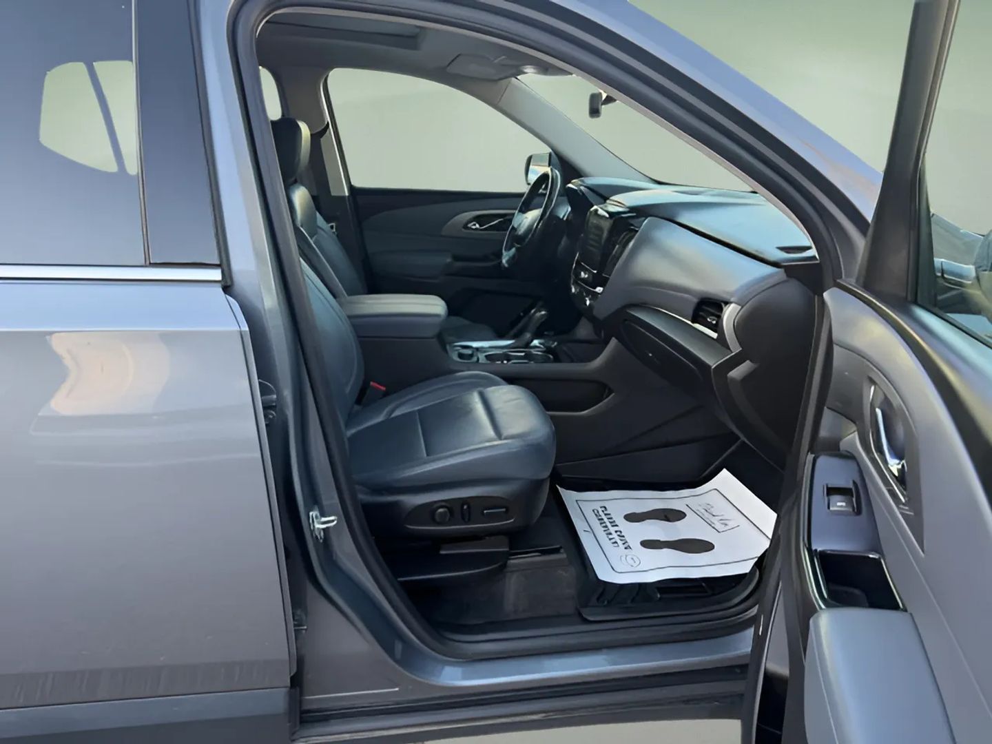 Photo 9 of this Chevrolet Traverse