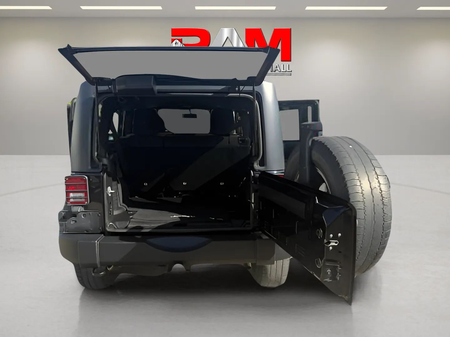 Photo 7 of this Jeep Wrangler Unlimited