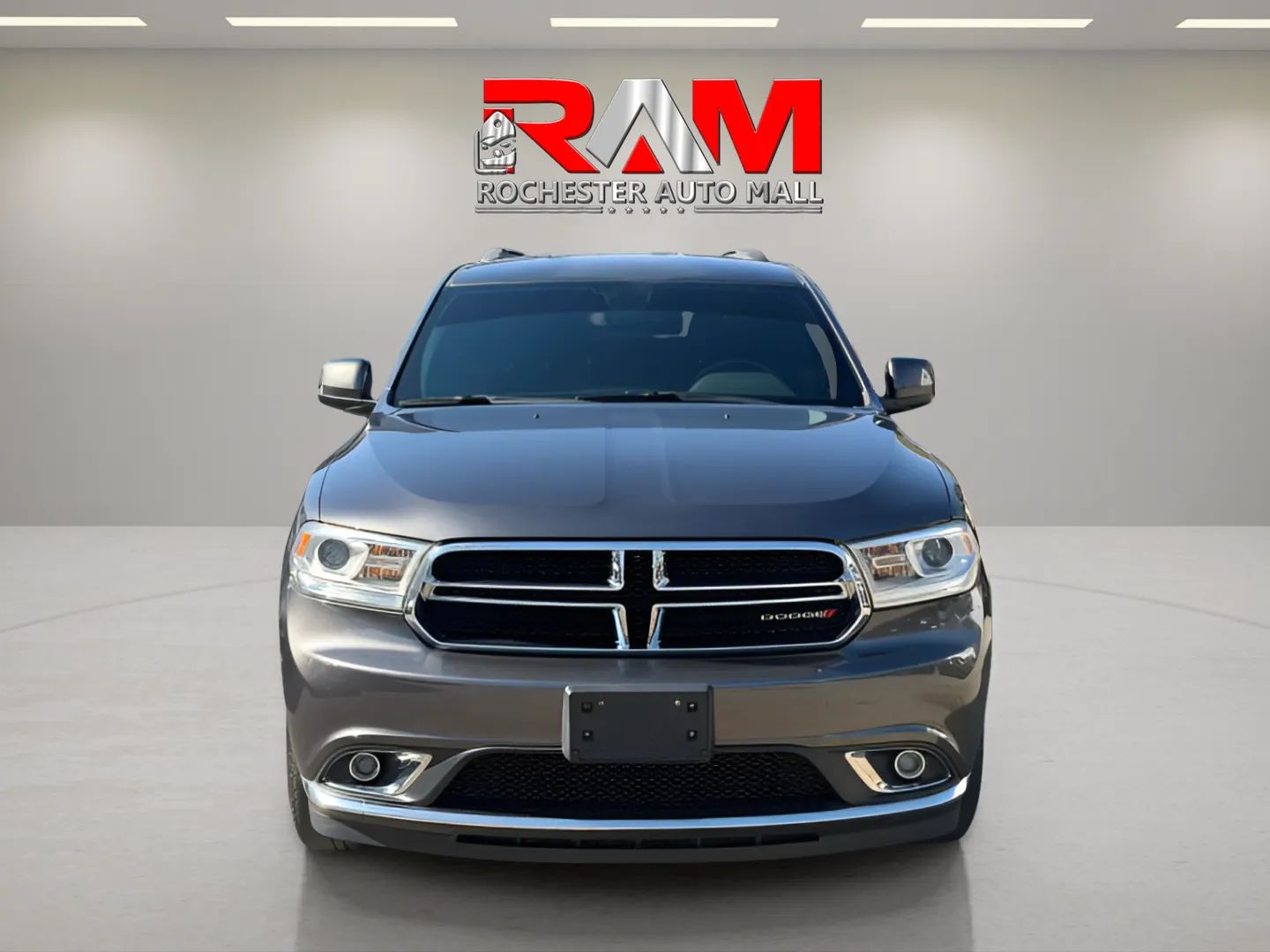 Photo 2 of this Dodge Durango