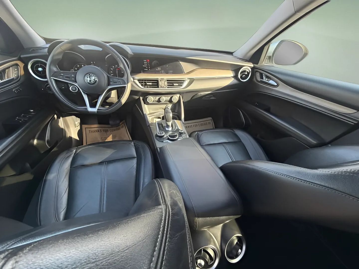 Photo 11 of this Alfa Romeo Stelvio