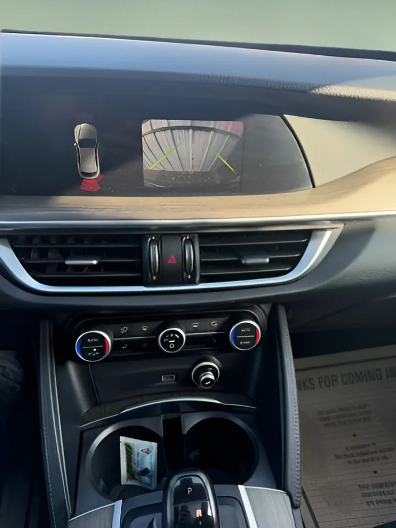 Photo 17 of this Alfa Romeo Stelvio