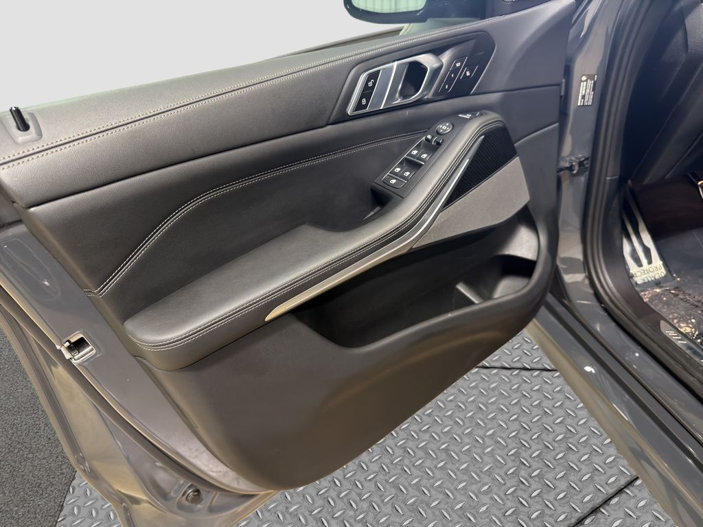 Photo 24 of this BMW X5