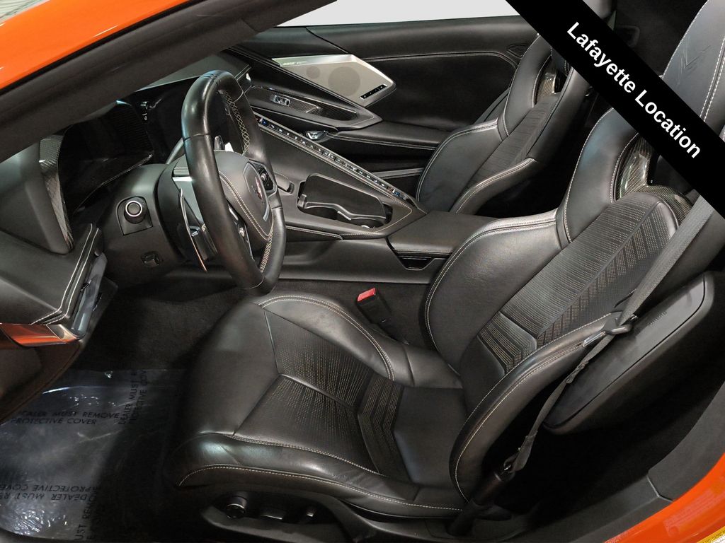 Photo 8 of this Chevrolet Corvette