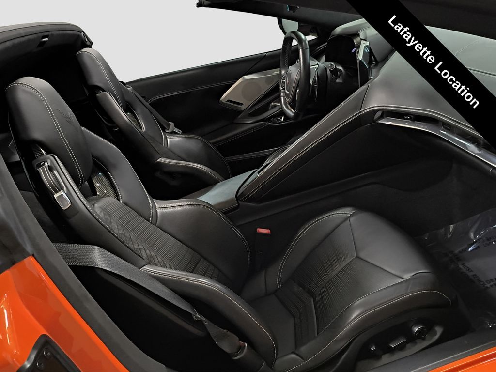Photo 9 of this Chevrolet Corvette