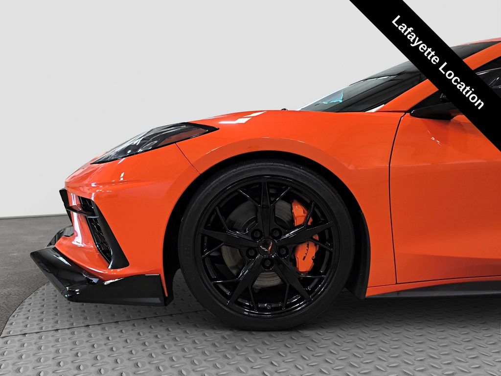 Photo 12 of this Chevrolet Corvette