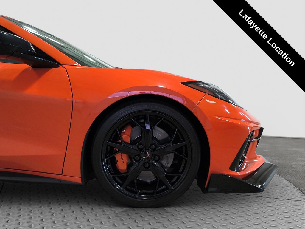 Photo 17 of this Chevrolet Corvette