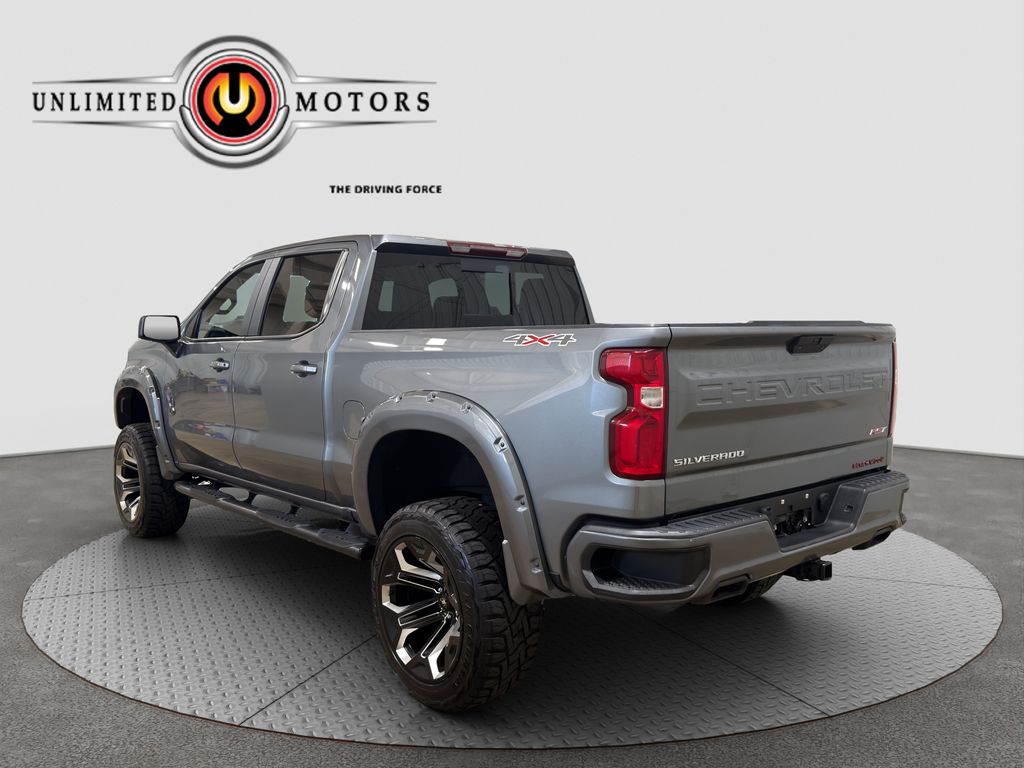 Photo 3 of this Chevrolet Silverado 1500