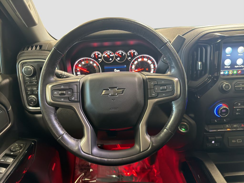Photo 10 of this Chevrolet Silverado 1500