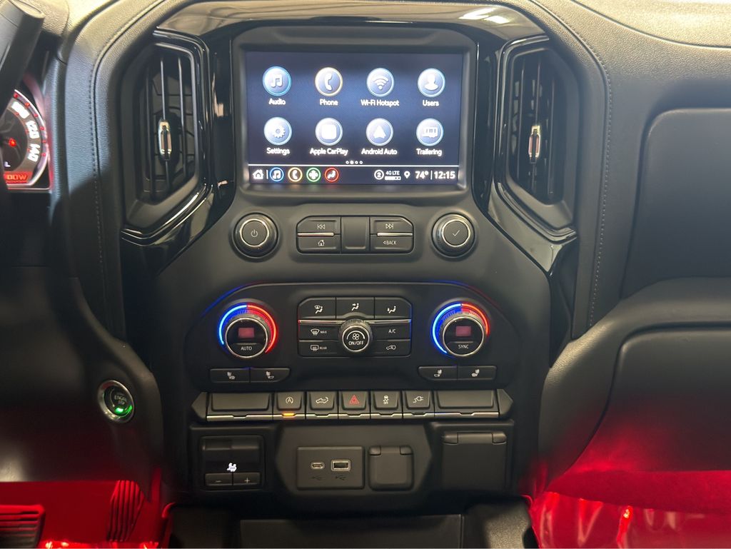 Photo 13 of this Chevrolet Silverado 1500