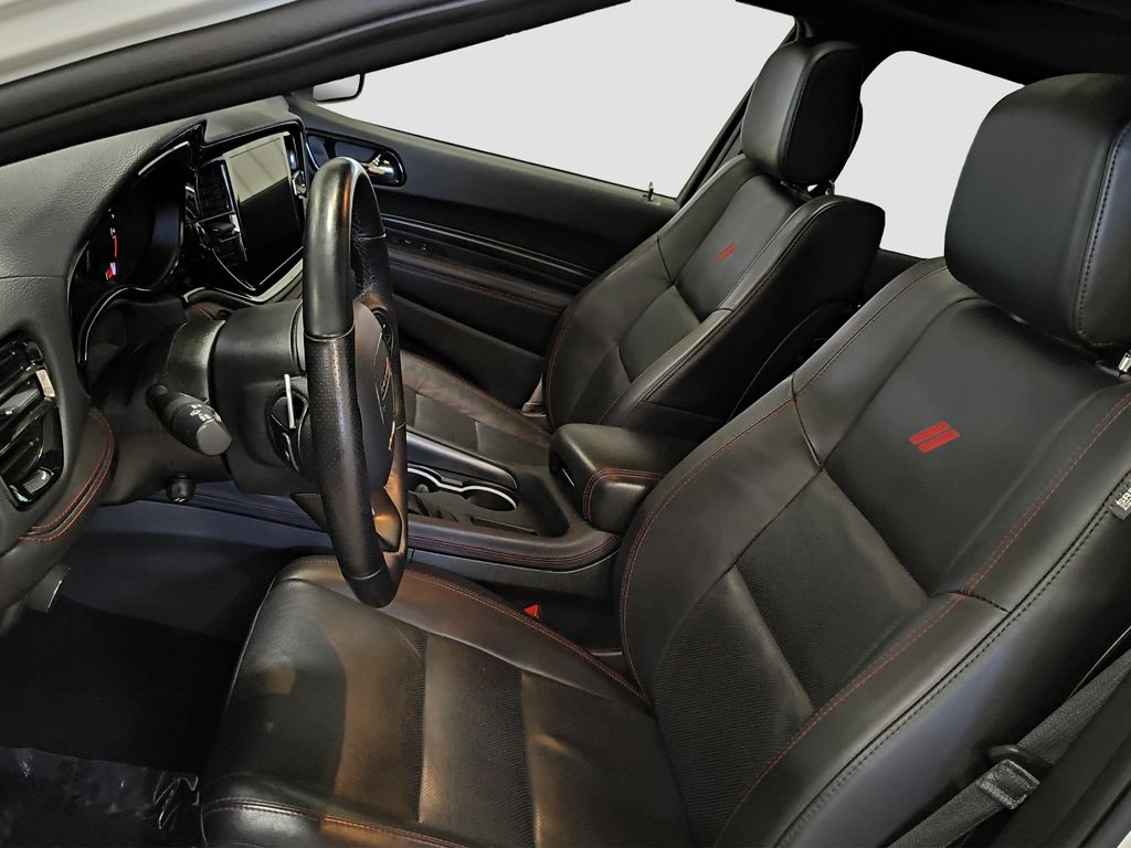 Photo 8 of this Dodge Durango