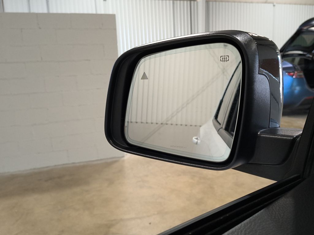 Photo 17 of this Dodge Durango