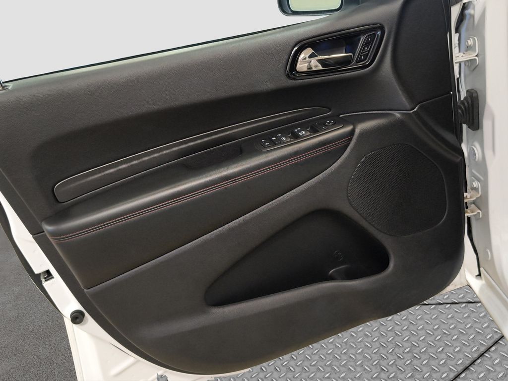 Photo 23 of this Dodge Durango