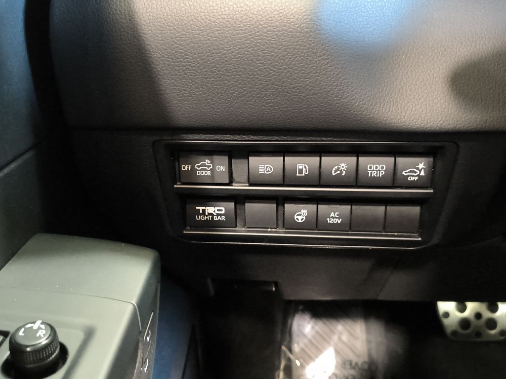 Photo 8 of this Toyota Tundra 4WD